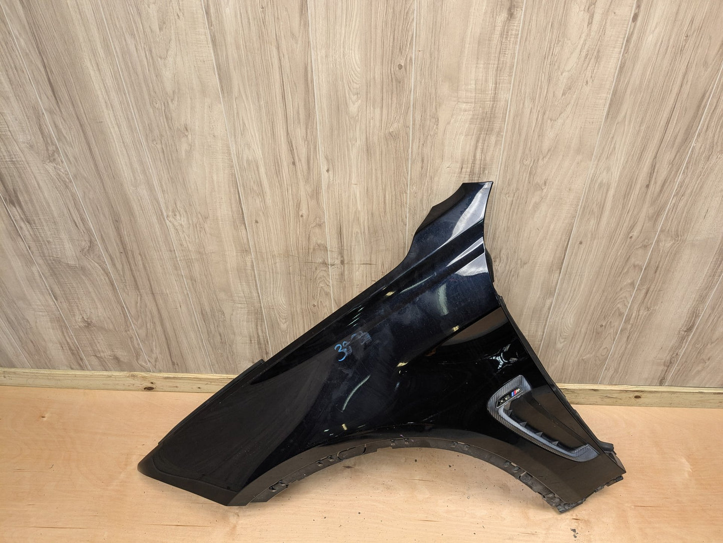 15-18 OEM BMW F86 X6M Front Left Driver Side Fender Panel Black 416 CARBONSCHWARZ METALLIC (416)
