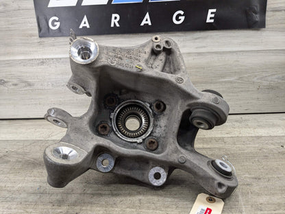 2017 BMW 540i G30 Rear Right Passenger Spindle Knuckle w/ Bearing 6866338 17-23 OEM BMW G30 530 540 M5550 REAR Right Passenger Hub Knuckle Bearing Carrier