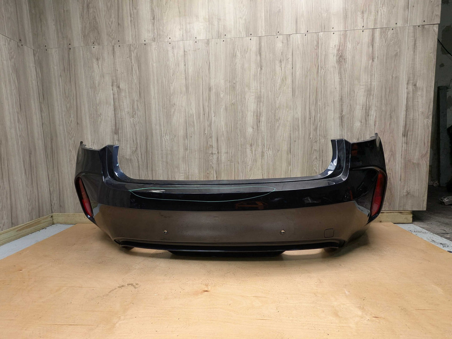 *15-18 OEM BMW F86 X6M M Rear Bumper Cover w/ Diffuser COMPLETE Black 416 CARBONSCHWARZ METALLIC (416)