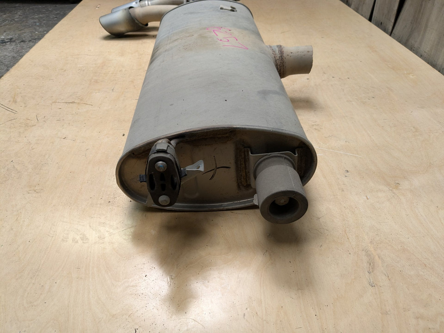 11-17 OEM BMW F25 F26 X3 X4 28iX Engine N20 Rear Exhaust Flap Muffler