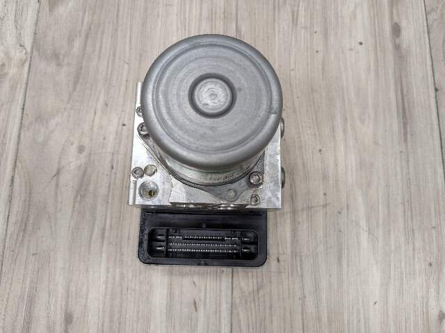 2019 BMW X3 G01 ABS Pump Module 6896980 PRE-LCI OEM BMW G01 G12 G30 X3 DSC/ DXC ABS Pump Computer Unit Anti Lock Brake