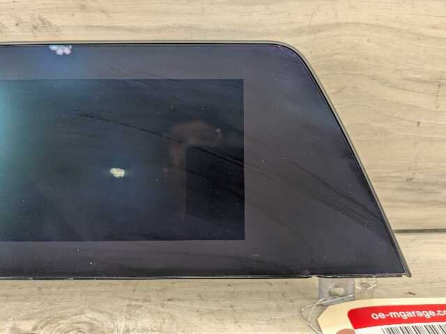 2022 BMW 330i G20 Monitor Display Screen 5A3E575 OEM BMW G20 G22 G23 G26 G42 PRE-LCI Navigation Monitor Display Screen 8.8"