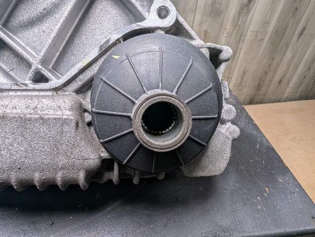 16-19 OEM BMW G12 G30 530 540 M550 740 750 AWD Transmission Transfer Case ATC13