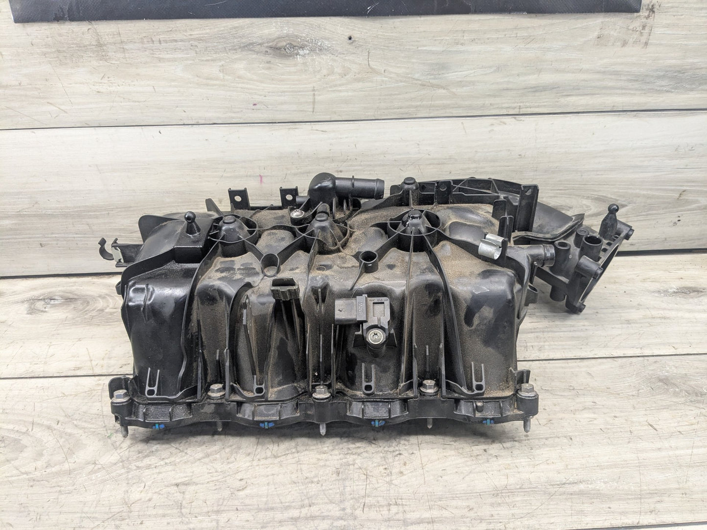 OEM BMW G01 G20 G26 G30 230 330 430 530 X3 Engine B46 Intake Manifold 8647975