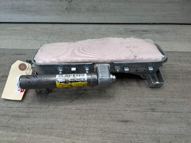 OEM BMW E88 128 135 Front Left Driver Side Knee Lower Dash Airbag