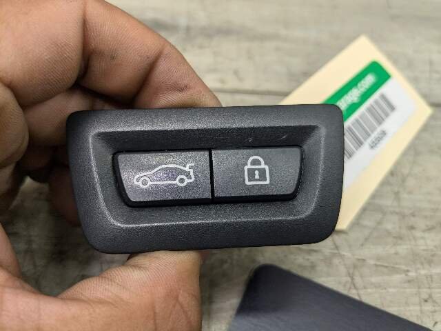 OEM BMW F02 F10 F15 F48 F90 G01 G20 G30 G80 X3 Rear Trunk Lid Center Lock Switch