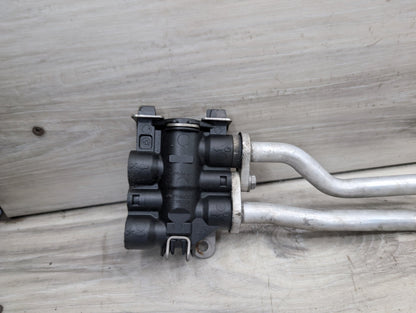 2017-2023 BMW M550i G30 Transmission Oil Cooler Pipe Lines 8602300 16-19 OEM BMW F90 M5 G12 750 G30 M550 Transmission Oil Cooler Line Inlet Outlet OEM