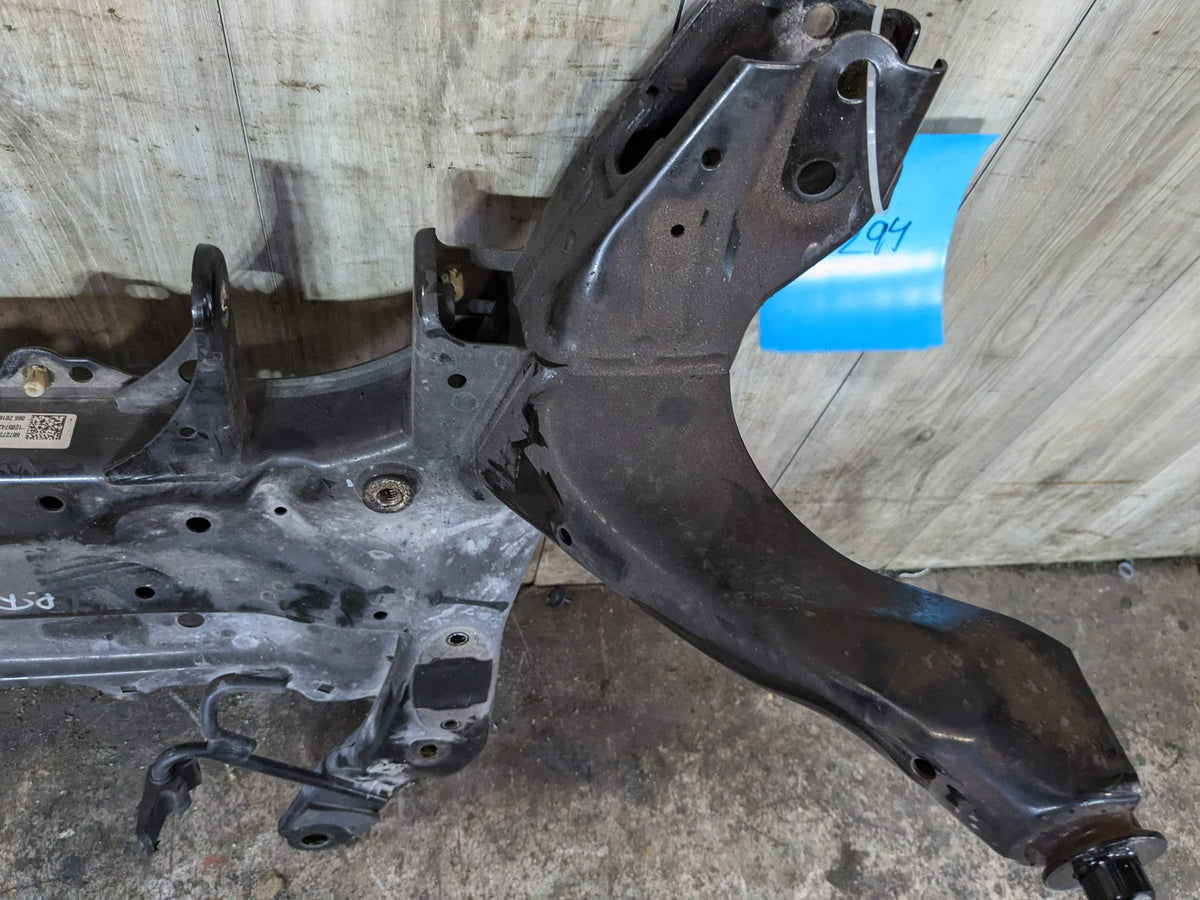 2018 BMW X2 F39 Front Axle Support Crossmember Subframe 6872729 16-24 OEM BMW F39 F44 F48 X1 X2 Front Axle Subframe Carrier Crossmember Cradle OEM