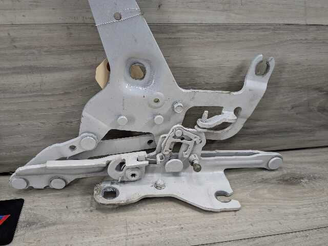 OEM BMW F15 F16 F85 F86 X5 X6 Left Right Hood Hinge Support Bracket SET Gray