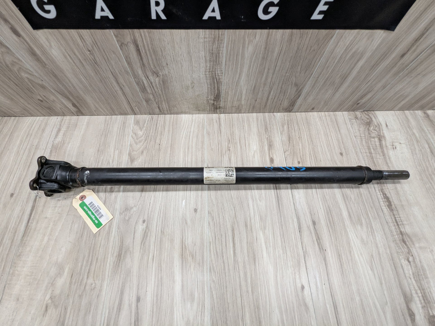 2019 BMW 330i G20 Front Propeller Driveshaft Drive Shaft 9425911 OEM BMW G12 G20 G30 F90 X3 X4 X5 M5 M8 Sedan Drive Shaft Driveshaft Front Output