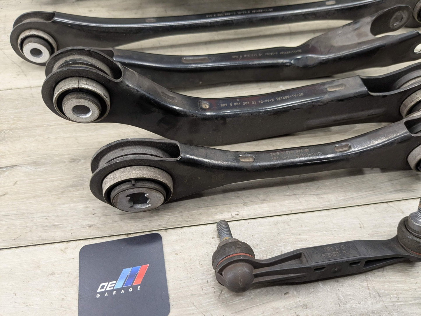 2022 BMW M340i G20 Rear Right Passenger Control Arms SET 6886451 OEM BMW G20 G22 G23 G26 G29 G42 Rear Right Passenger Upper Lower Control Arm SET