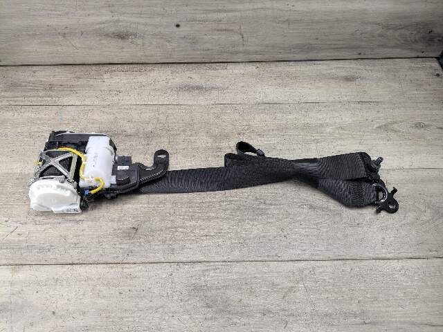 OEM BMW F90 G30 530 540 M550 M5 Front Right Passenger Seat Belt Retractor Black