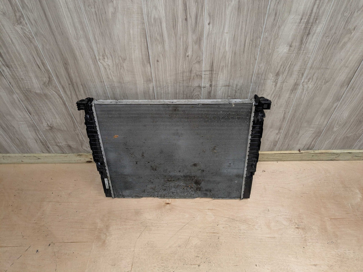 PRE-LCI OEM BMW G11 G12 750i 750iX G30 M550iX Auxiliary Coolant Radiator N63R