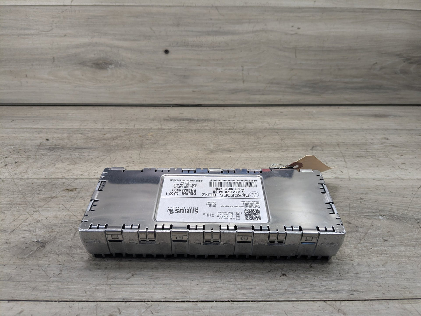 2009-2017 Mercedes-Benz E550 E-Class A207 Radio Receiver Module