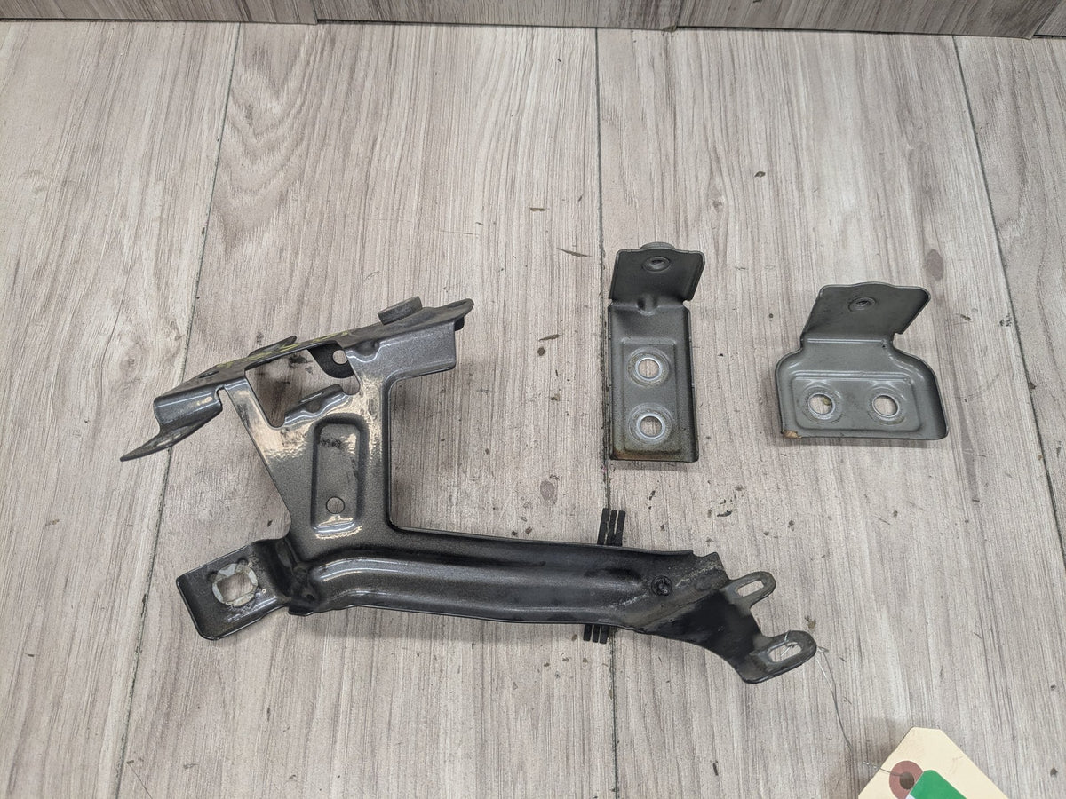 16-19 OEM BMW G11 G12 740 750 Front Left Driver Fender Wing Holder Bracket SET