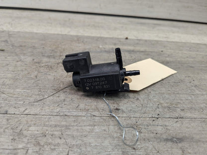 OEM BMW E82 E88 E90 F30 F32 F36 Engine Exhaust Vacuum Valve Solenoid