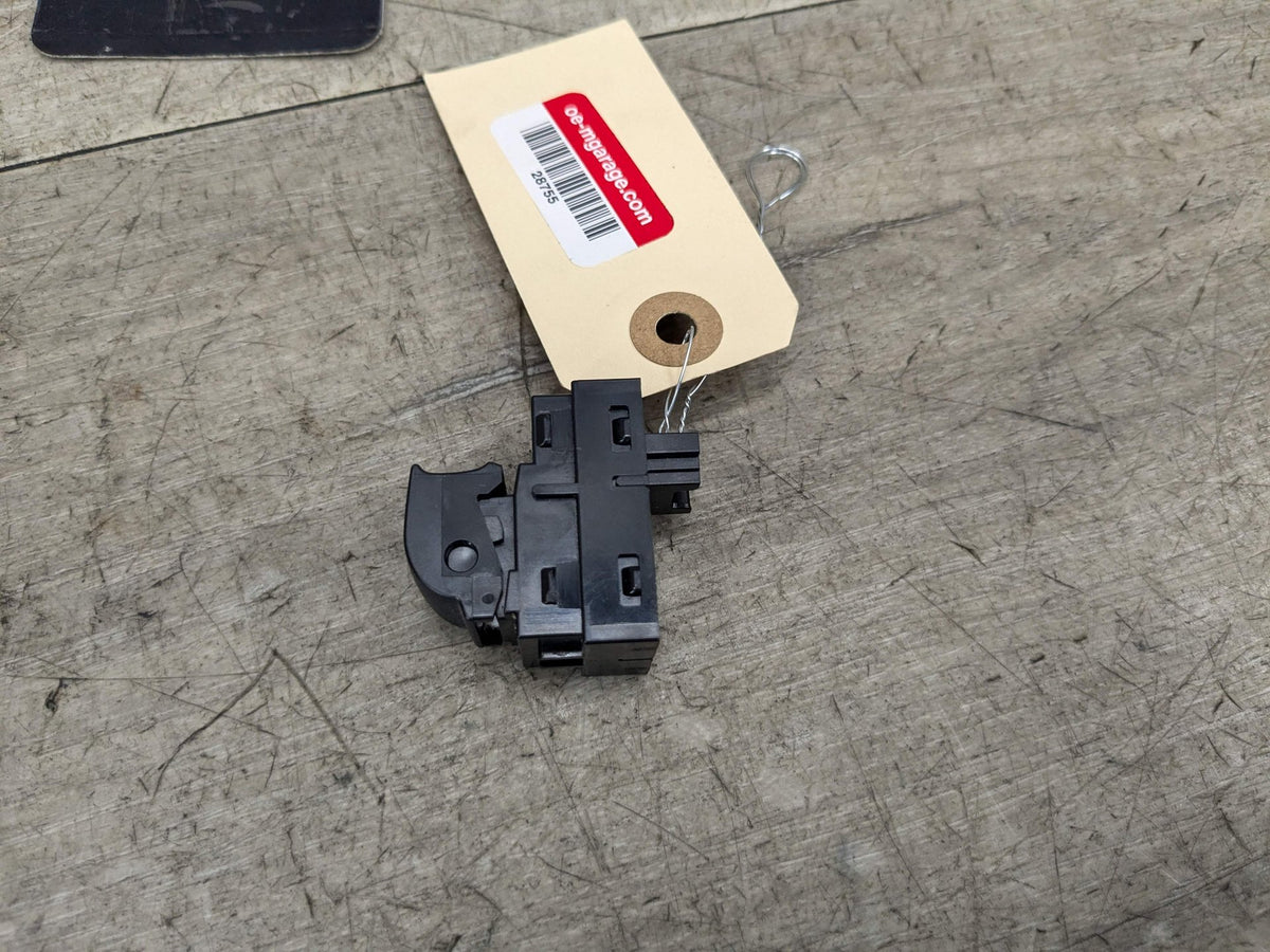 14-19 OEM BMW F15 F16 F85 F86 X5 X6 X5M X6M Trunk Hatch Release Switch Button