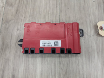 OEM BMW G11 G12 G14 G15 G16 G30 B+ Junction Terminal Power Relay Fuse Box