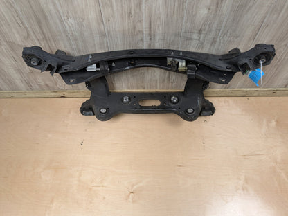 10-16 Mercedes A207 C207 W204 W207 W212 Rear Subframe Support Cradle Crossmember