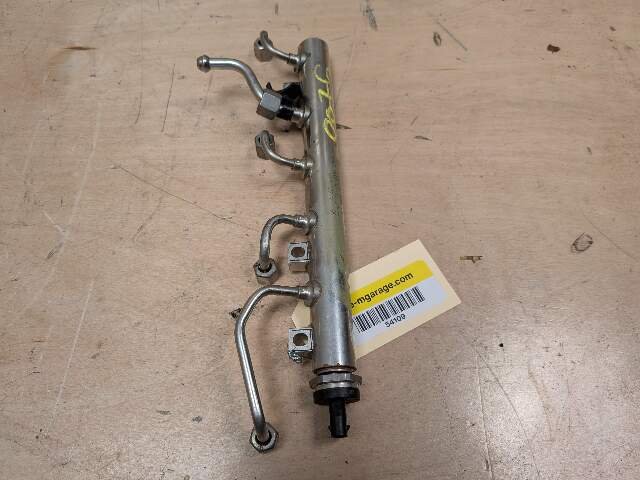 PRE-LCI OEM BMW G12 750 G30 M550 Engine N63R Right Fuel Injector Rail Lines 5-8