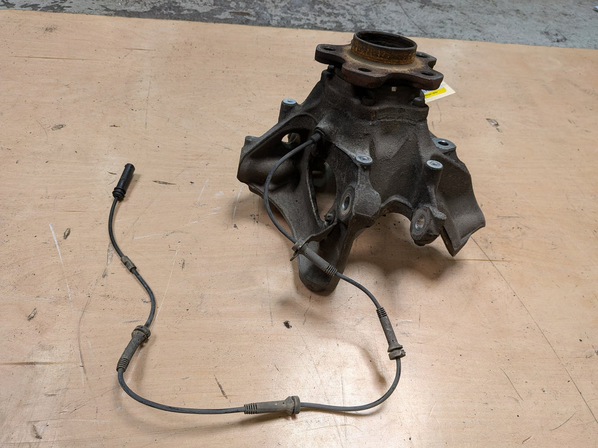 2016-2022 BMW 750i G12 Rear Left Driver Spindle Knuckle w/ Bearing 6861135 OEM