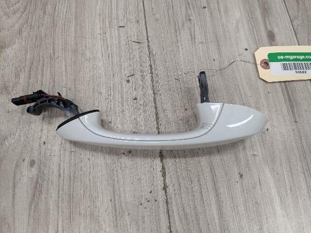 2020 BMW 228i F44 Rear Left Driver Exterior Door Handle w/ Comfort Access 9463335