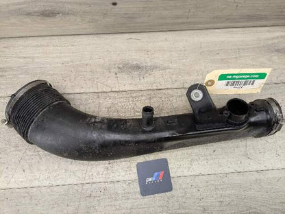 09-19 OEM BMW F12 F13 F15 F16 X5 X6 Front Right Intercooler Upper Charge Pipe