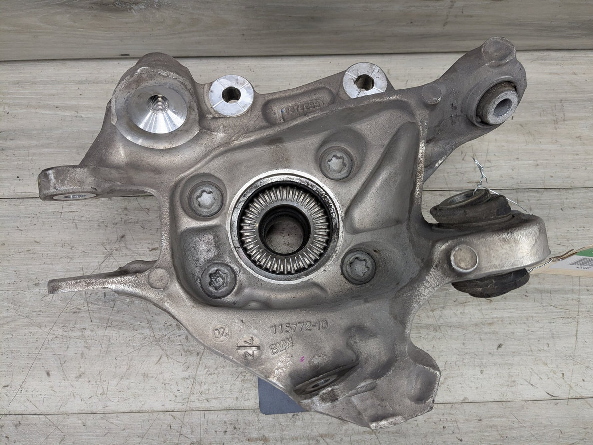 2020 BMW 330i G20 Rear Left Driver Spindle Knuckle w/ Bearing 6879533 19-25 OEM BMW G20 330 M340 REAR Left Driver Knuckle Wheel Hub Spindle Bearing OEM