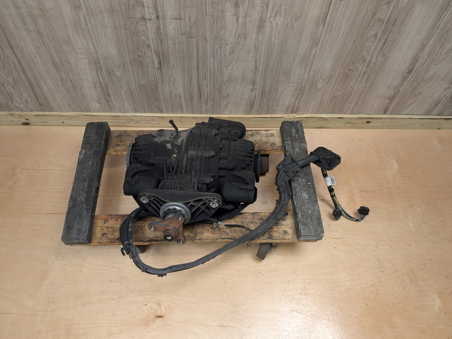 2015 BMW X6 Rear Axle Carrier Differential 97533k 7850170