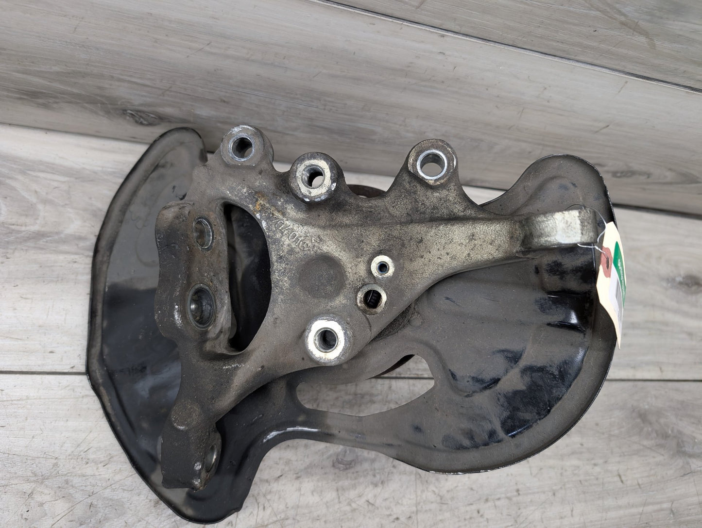 2009-2017 Mercedes-Benz E550 E-Class A207 Front Left Driver Spindle Knuckle w/ Bearing A2044202544