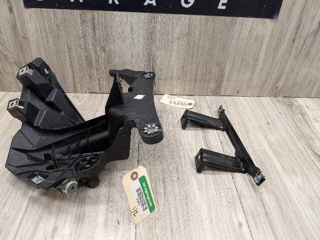OEM BMW F15 F16 F85 F86 X5 X6 Front Left Driver Fender Mount Support Brackets