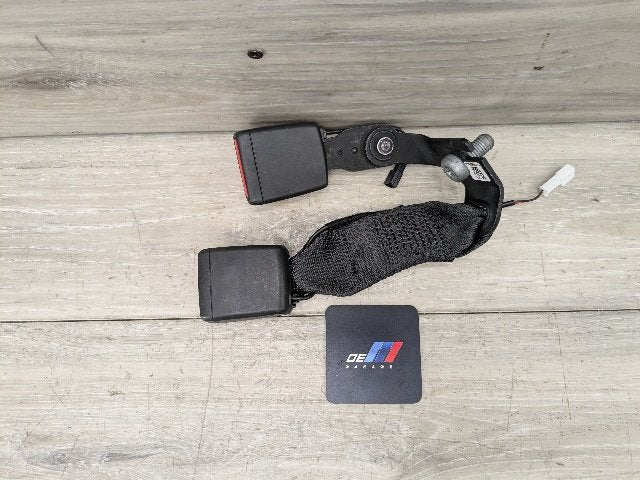 20-24 OEM BMW F44 228 M235 Rear Center Middle Seatbelt Seat Belt Buckle