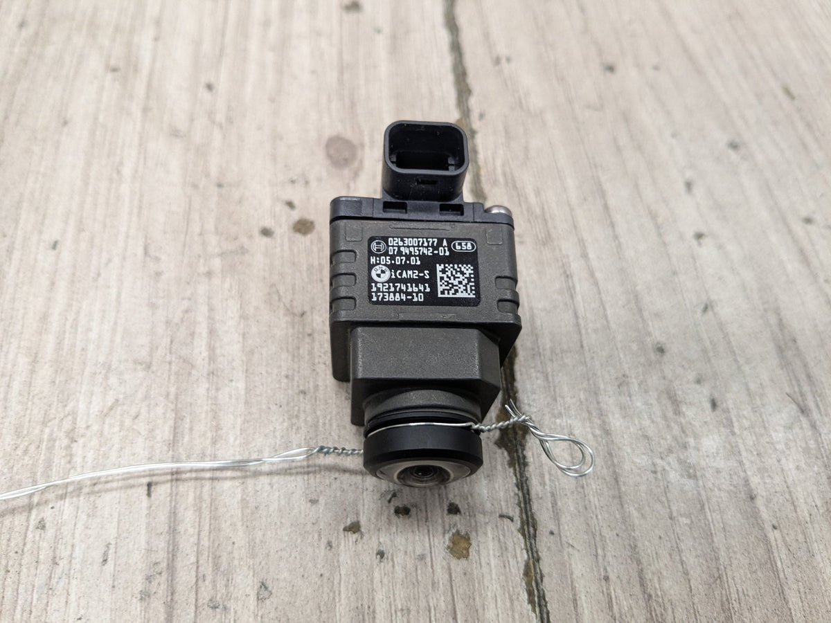 2020 BMW 740i G12 Surround View Camera 9495742 OEM