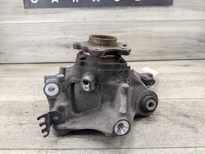 2017 - 2023 BMW M550i G30 Rear Right Passenger Spindle Knuckle w/ Bearing 6866338 N63B44O2