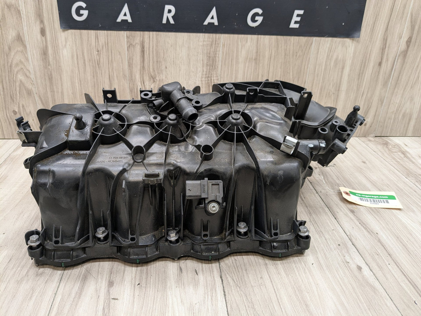 OEM BMW G01 G20 G26 G30 230 330 430 530 X3 Engine B46 Intake Manifold 8647975