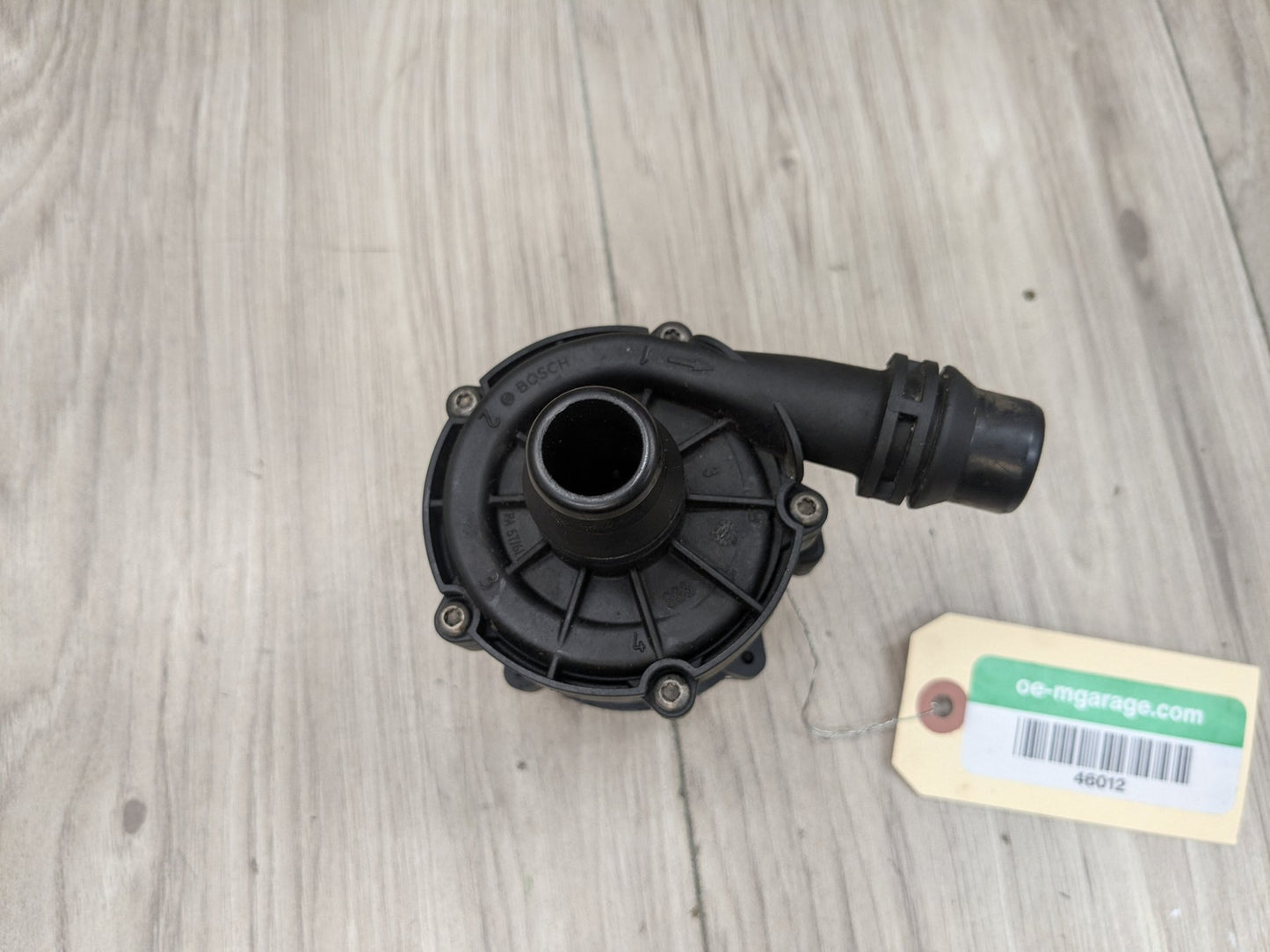 16-24 OEM BMW F90 G11 G12 G30 M5 Engine Electric Auxiliary Water Coolant Pump