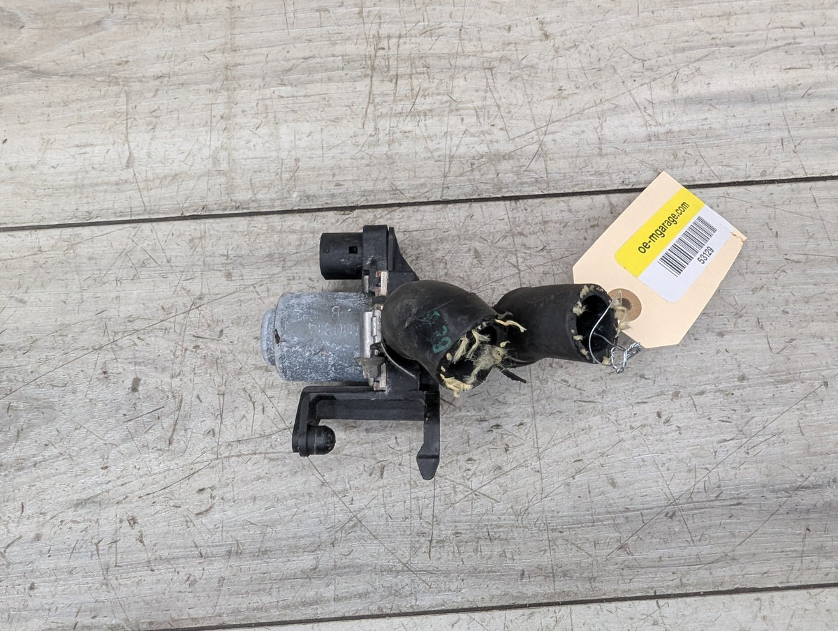 1996-2003 BMW Z3 E36 Engine Water Heater Control Valve Pump 8375443 OEM