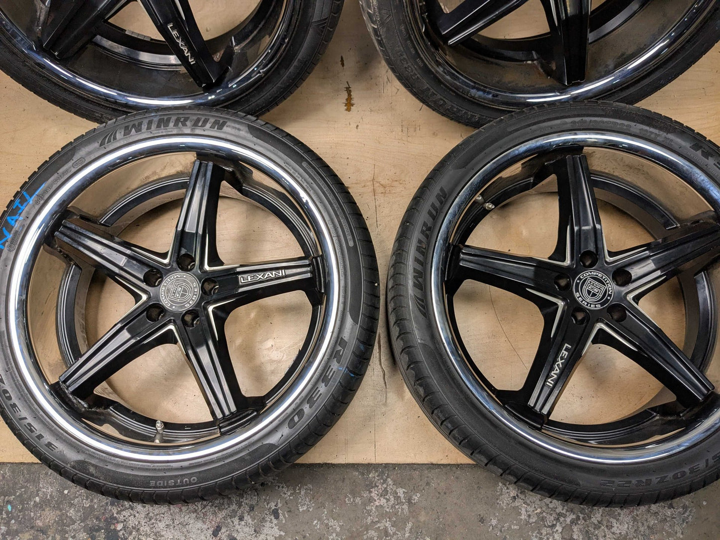 *NOTE* 15-19 LEXANI BMW F16 X6 Wheels Rims 22x9 ET15 5x120 Silver Black SET