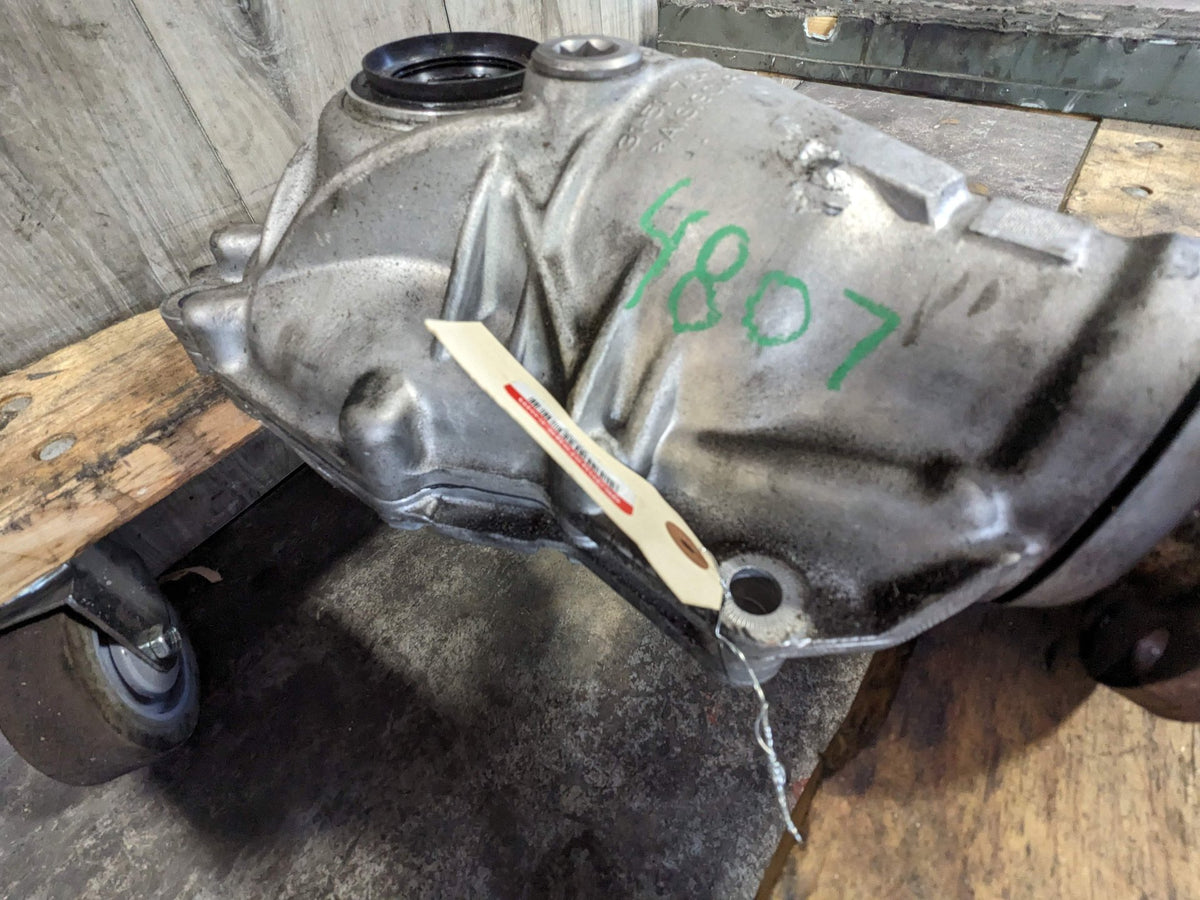 2018 BMW 540i G30 Front Axle Carrier Differential 8635703 OEM BMW G14 G15 G16 G26 G30 B46 B58 AWD Front Differential Axle Carrier 2.93 80K