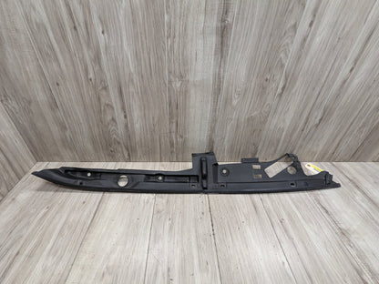 OEM BMW F90 M5 G30 530 540 M550 Front Right Engine Support Sealing Cover Trim