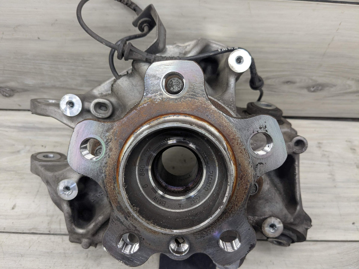 22-24 OEM BMW G26 430 M440 REAR Left Driver Side Knuckle Hub Spindle Bearing