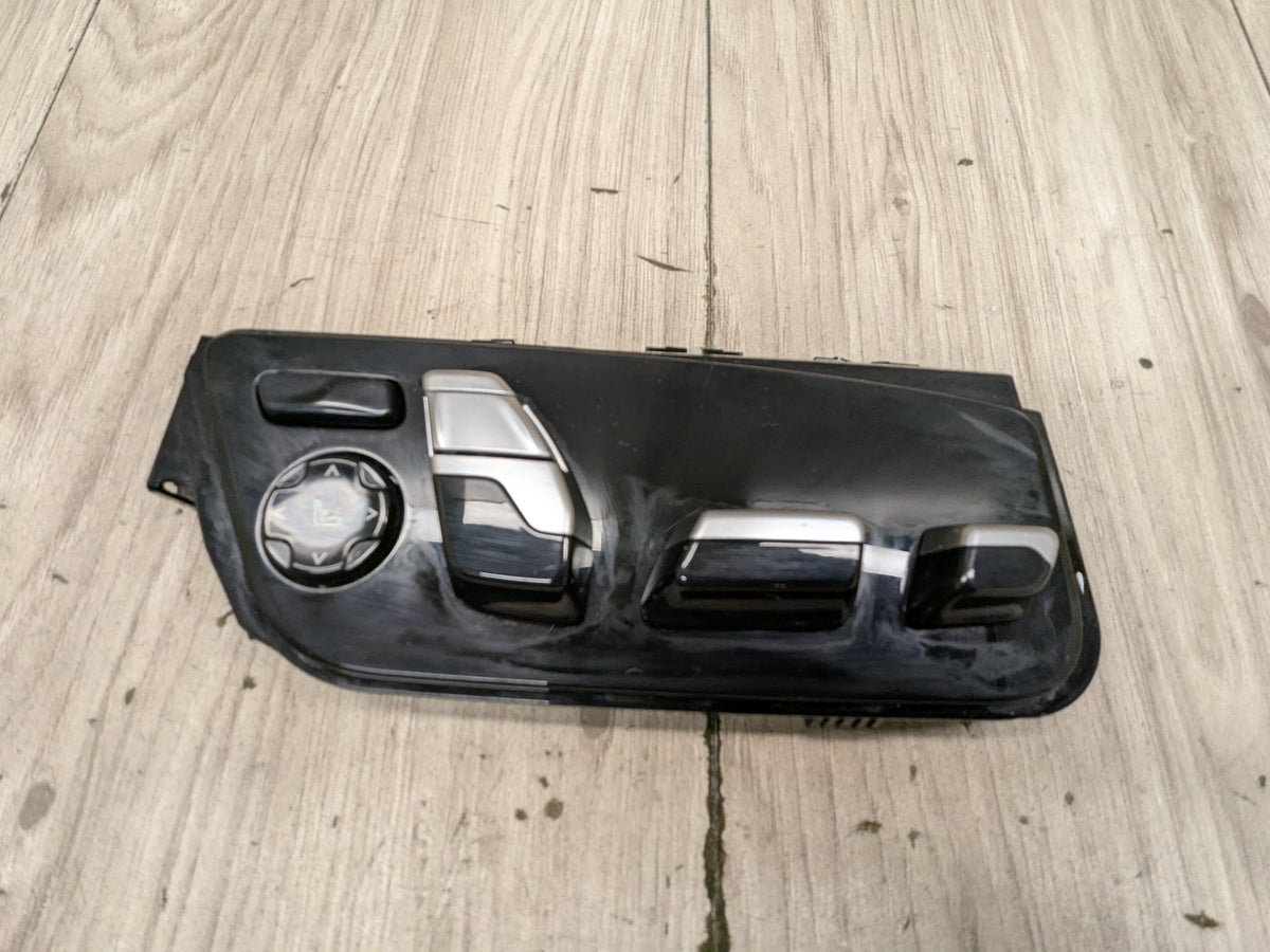 OEM BMW F90 G12 G30 M550 750 M5 Front Right Passenger Seat Adjust Control Switch