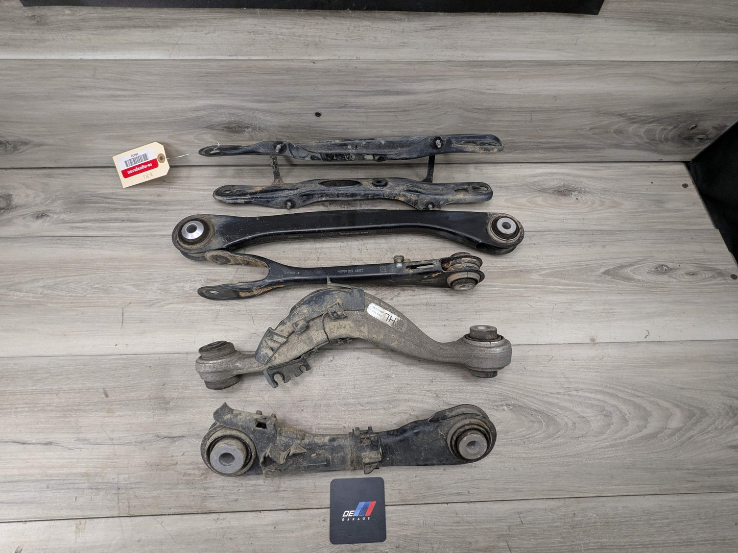 2018 BMW 750i G12 Rear Left Driver Control Arms SET 6861115 OEM BMW G11 G12 G14 G16 G30 Rear Left Driver Side Upper Lower Control Arm SET