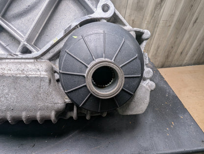 2018 BMW M550i N63B44O2 Transmission Transfer Case 87202k 8485036