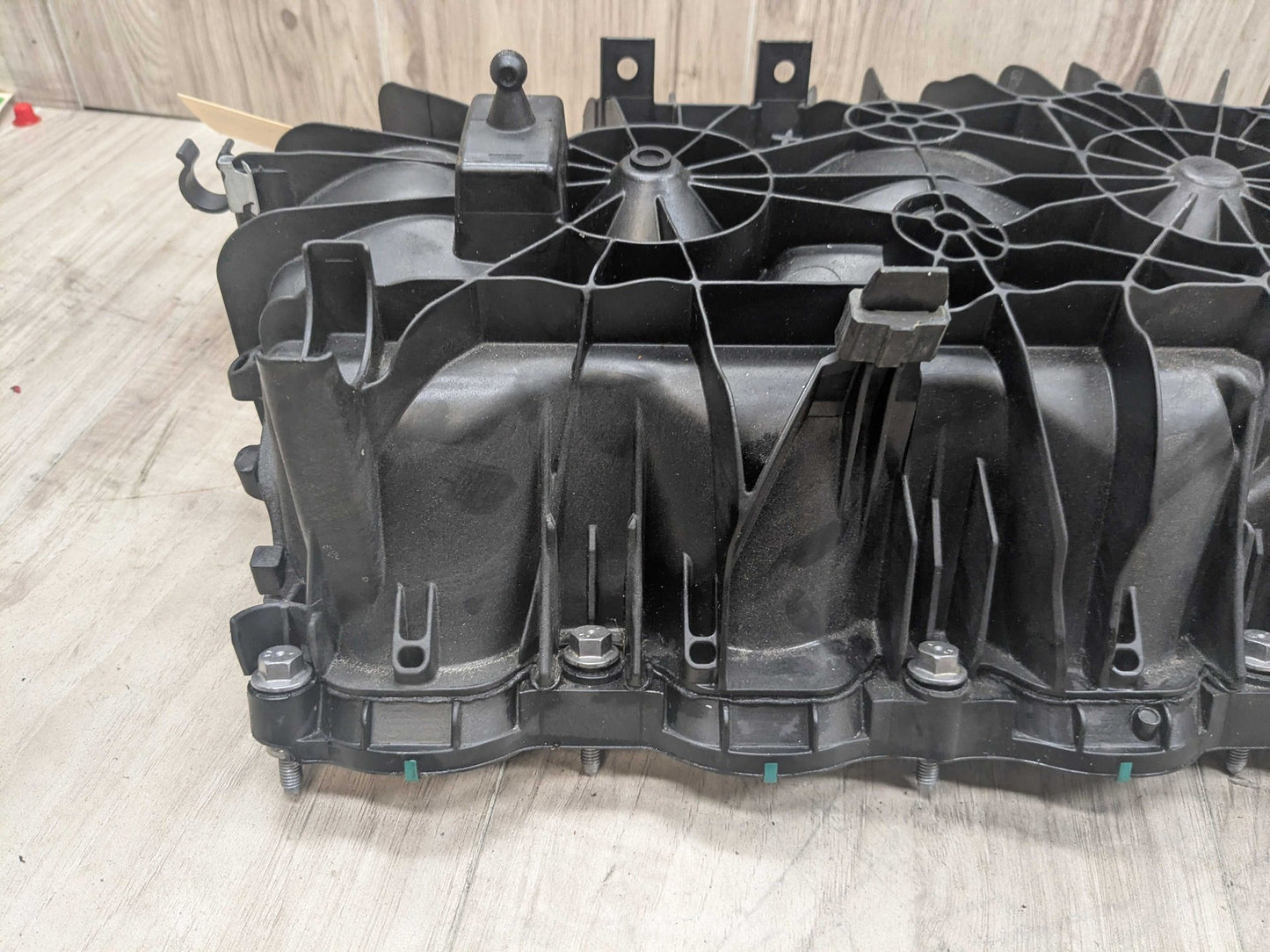OEM BMW G01 G05 G12 G20 G42 G30 M340 M440 X3 Engine B58 Intake Manifold 8647977