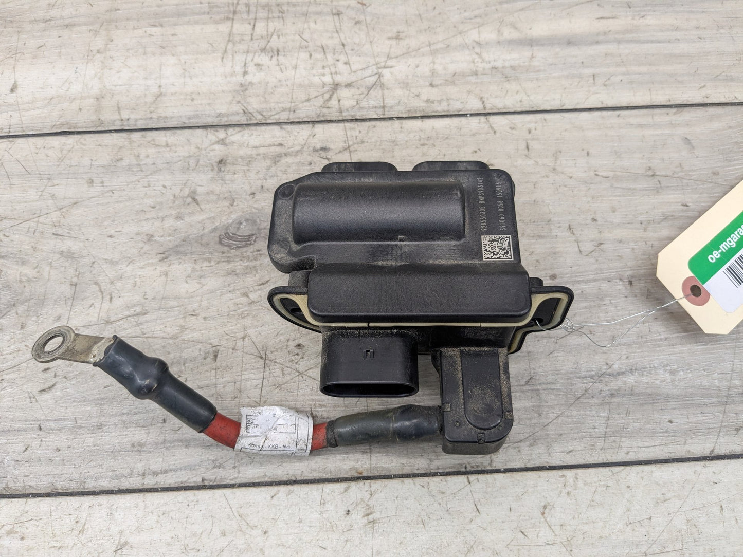 OEM BMW F15 F16 F85 F86 X5 X6 Battery Distribution B+ Junction Terminal Module
