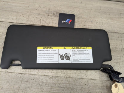 2020 BMW 330i G20 Front Right Passenger Sun Visor 8092728 19-24 OEM BMW G20 G80 330 M340 M3 Right Passenger Side Interior Sun Visor Black