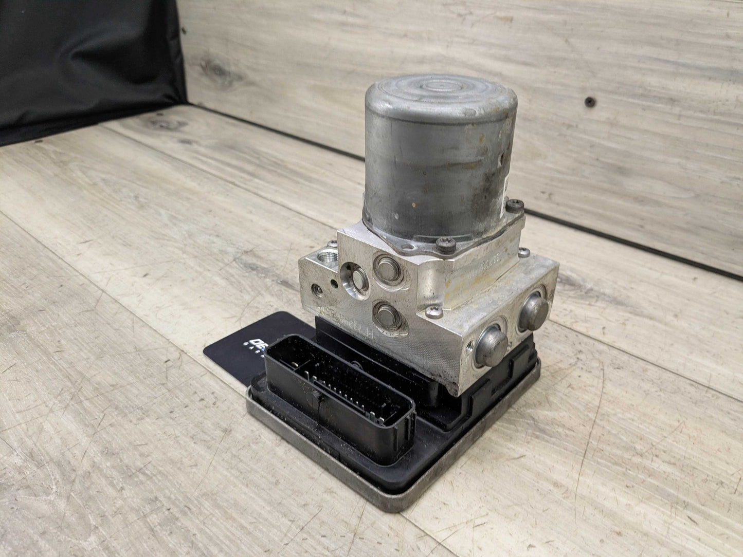 2018 BMW X3 G01 ABS Pump Module 6889160 PRE-LCI OEM BMW G01 G12 G30 X3 530 540 750 DSC ABS Pump Computer Anti Lock Brake