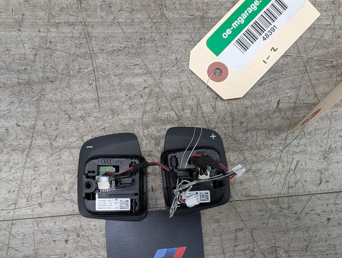 OEM AUDI A4 B9 Left Right Gear Shift Up Down Steering Wheel Paddle Shifters SET