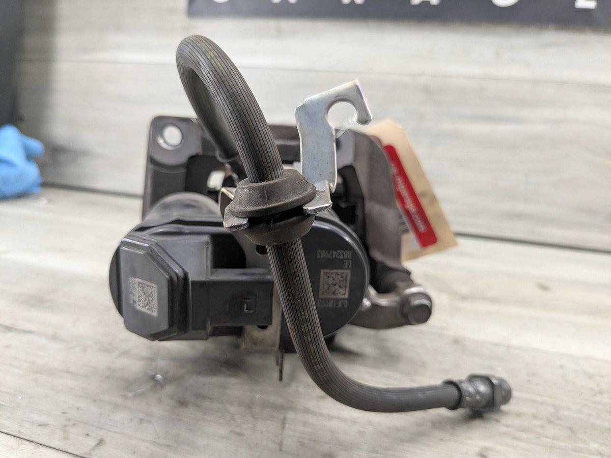 OEM BMW G20 G22 G23 G26 G42 330 M340 430 M440 REAR Left Driver Brake Caliper